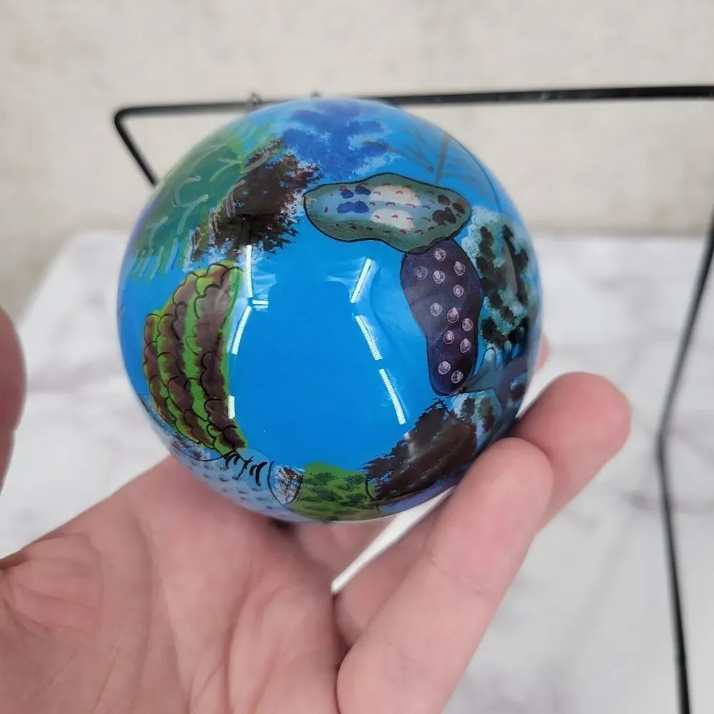Vintage Glass Reverse Painted Blue Tropical Fish Ornament in Gift Box - Picture 7 of 12